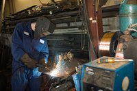 There are several ways to cut large pieces of metal.