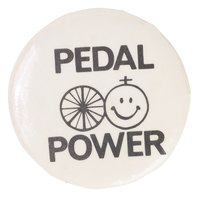 Pinting on plastic allows you to make crafts, such as buttons, at home.