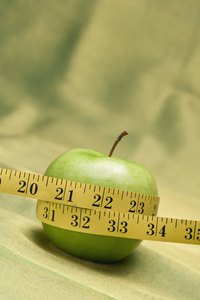 Skipping meals can cause dieters to regain lost weight.