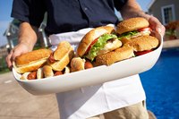 Burgers and hot dogs may not be gourmet fare, but they're crowd-pleasers.