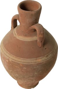 Red clay can be indicative of the origin of the piece.