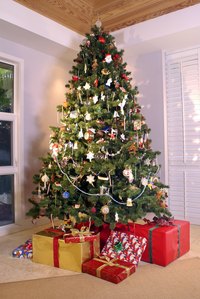 Recycle tennis balls to make homemade Christmas tree ornaments.