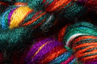 Organize your yarn on your own homemade warp board.