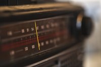 Although the sky is the limit in commission-based radio sales, most radio representatives garner moderate earnings.