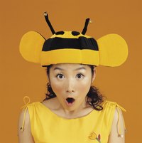 A bee T-shirt can complete a bee costume.