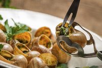 Special escargot utensils are useful, but not essential.