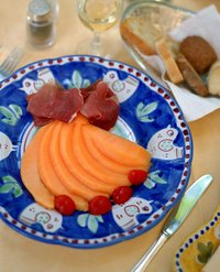 Crispy prosciutto goes well on sandwiches, in salads and with breakfast foods such as eggs and toast.