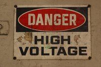 Connecting the wrong power input to your pump can result in serious damage.