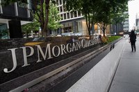 The largest, well-known national banks are far more complex and difficult to analyze than community banks.