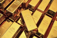 While a U.S. bank can store gold bars, they are generally purchased through private dealers.