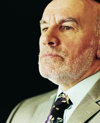 Tapering beards keeps the look trimmed and intentional.