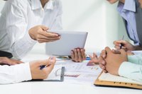 Managers examine internal and external factors when creating a sales budget.