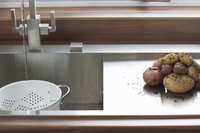 It's not the price that determines a quality kitchen sink, but the materials.