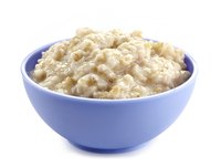 Oatmeal is a heart-healthy breakfast choice.