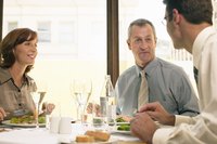 Image of a business discussion.