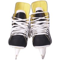 Recycle your hockey laces by making a shoelace necklace.