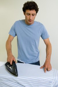 Iron a shirt collar, then the body.