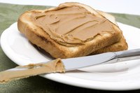 Toast with peanut butter.