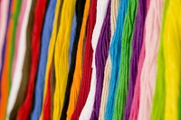 Yarn lets you make these dolls in a wide range of colors.