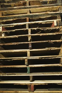 Transform a shipping pallet into a balcony garden.