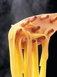 Making perfect spaghetti is not difficult if you know a few basic rules.