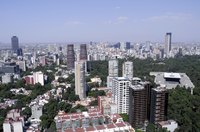 In Aztec fashion, the Spaniards built Mexico City in a grid pattern.