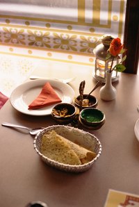 Poppadoms can be served as an appetizer or along with the main meal.