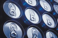 Make a whimsical purse using soda can tabs.