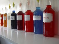 Use various flavors to make your own slushie-type drink in the mug.