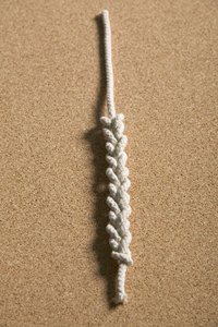 Make a decorative macrame lanyard to carry your keys.