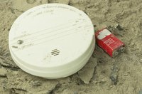 Always keep a fresh backup battery inside your detector.