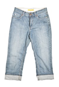 Hemming pants is an easy no-sew fashion fix.