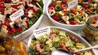 Meals That Go Great With Pasta Salad Meals That Go Great With Pasta Salad