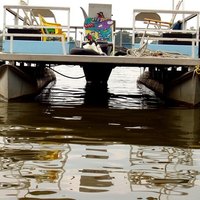 dock boat pontoon ehow
