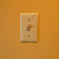 How do you know what wire to use when disconnecting lights?