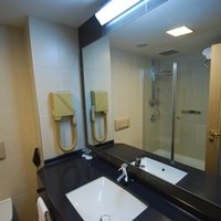 installing 3 piece tub surround