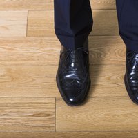 how to fix wrinkles in leather shoes