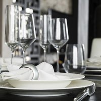 The Definition of Formal Dining | eHow