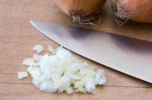 The Effects of Onions on Cholesterol & Blood Sugar