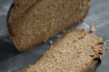 Can Diabetics Eat Rye Bread & Pumpernickel Bread?