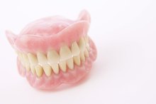 How to Remove Calcium From Dentures