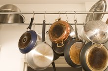 Poisons From Aluminum Cookware