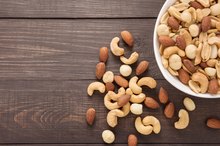5 Nuts You Can Eat on a Gallbladder Diet