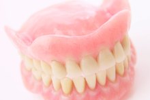 The Difference Between Porcelain Teeth & Acrylic Teeth