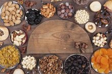 Nutritional Value of Dried Fruits & Nuts