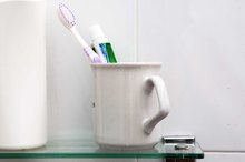 How to Clean a Toothbrush