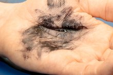 How to Get Ink Off Hands