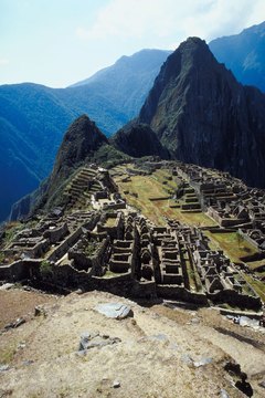 This high-altitude wonder attracts visitors from all over the world and is proof of Inca ingenuity.