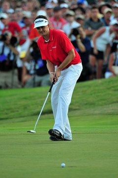The 2011 PGA Championship winner, Keegan Bradley, had no trouble making the cut.