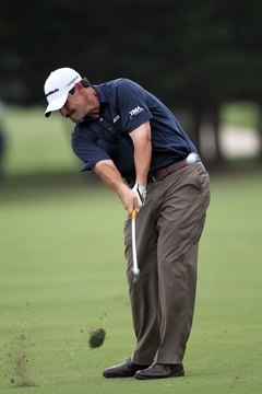Johnson Wagner plays a shot from Waialae Country Club's narrow fairways on his way to victory at the 2012 Sony Open.